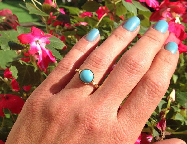 Blue Turquoise Ring - December Birthstone - Simple Ring with Round Blue Turquoise Gemstone - H.L.Jewelry