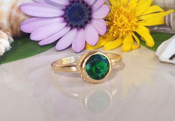 Emerald Ring - May Birthstone - Simple Bezel Set Ring with Round Emerald Gemstone - H.L.Jewelry