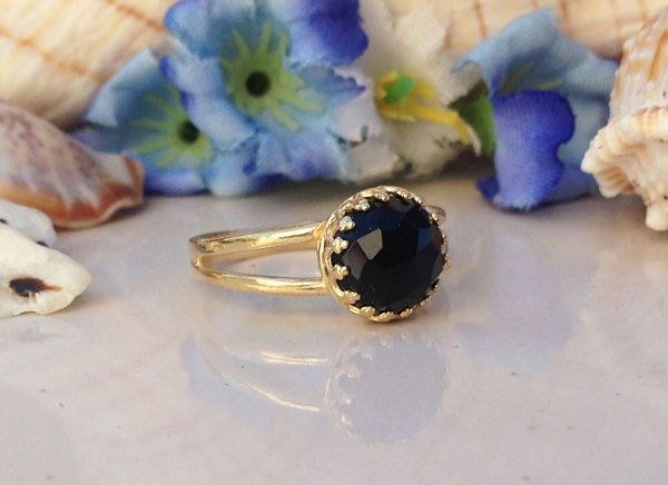 Black Onyx Ring - December Birthstone - Simple Double Band Round Crown Ring with Black Onyx Stone - H.L.Jewelry