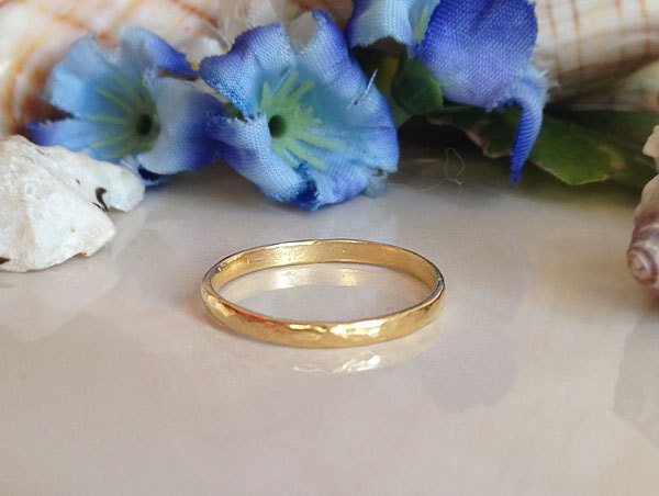 Symbol of Forever: Wedding Hammered Ring Band - H.L.Jewelry