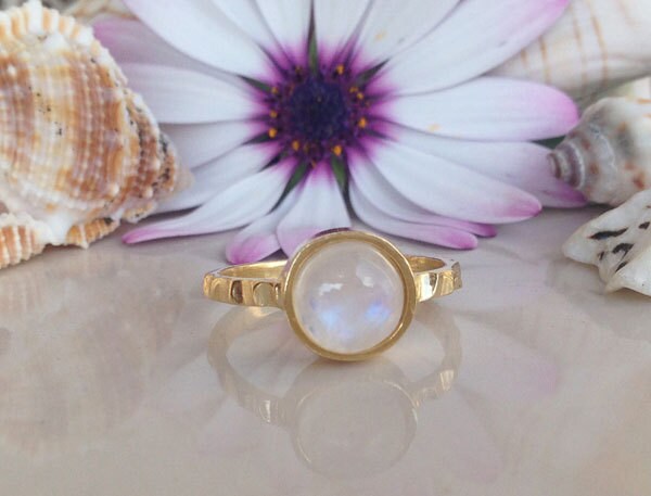 Rainbow Moonstone Ring - June Birthstone - Round Rainbow Moonstone Simple Hammered Ring - H.L.Jewelry