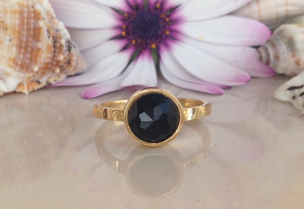 Black Onyx Ring - December Birthstone - Simple Ring with Round Black Onyx Gemstone - H.L.Jewelry