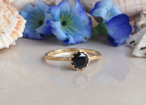 Black Onyx Ring - December Birthstone - Delicate Hammered Ring with Round Black Onyx Gemstone - H.L.Jewelry