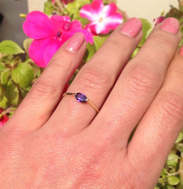 Amethyst Ring - February Birthstone - Delicate Simple Ring with Oval Purple Amethyst Gemstone - H.L.Jewelry