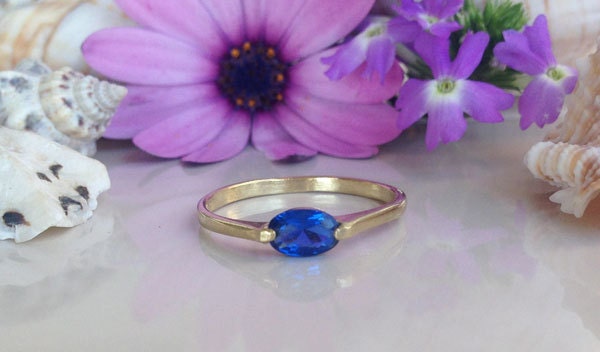 Blue Sapphire Ring - September Birthstone - Oval Blue Sapphire Gemstone Delicate Simple Ring - H.L.Jewelry