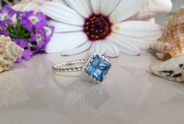 Blue Topaz Ring - December Birthstone - Simple Twist Band Ring with Square Blue Topaz Gemstone - H.L.Jewelry