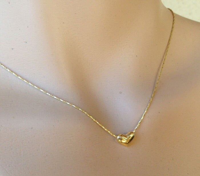 Heart Necklace - Small Heart Pendant - Simple Minimalist Necklace - Delicate Chain Small Heart Necklace - H.L.Jewelry