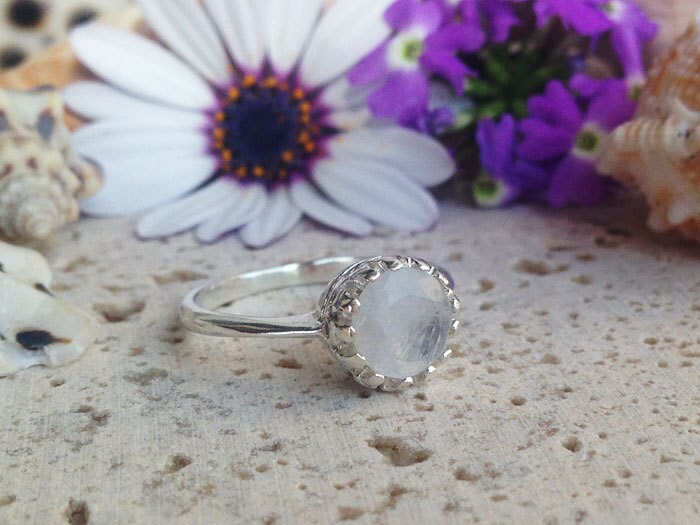 Rainbow Moonstone Ring - June Birthstone - Rainbow Moonstone Round Crown Ring - H.L.Jewelry