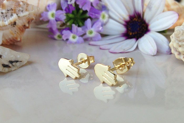 Hamsa Earrings - Simple Small Hamsa Stud Earrings - H.L.Jewelry