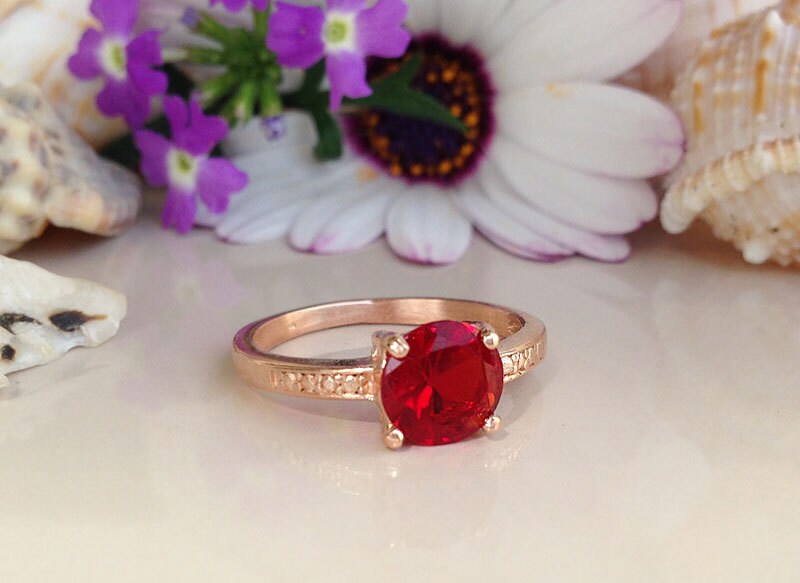 Ruby ring - July Birthstone - Fuchsia Ring - Gold Ring - Solitaire Ring - Simple Ring - H.L.Jewelry