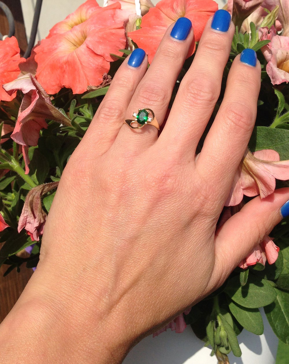 Emerald Ring - May Birthstone Jewelry - Delicate Ring with Oval Emerald Gemstone and Clear Quartz Accents - H.L.Jewelry