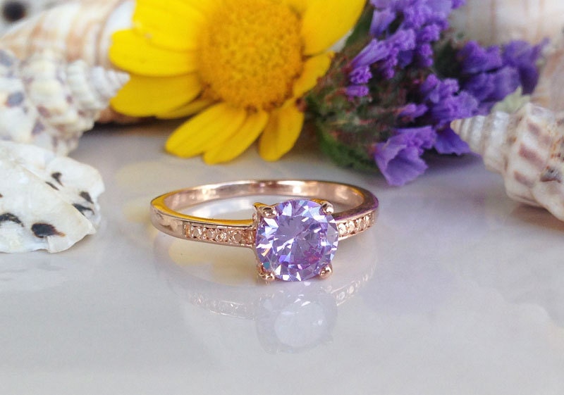 Lavender Amethyst Ring - Round Lavender Amethyst Gemstone Simple Ring with Imitation Stones - H.L.Jewelry