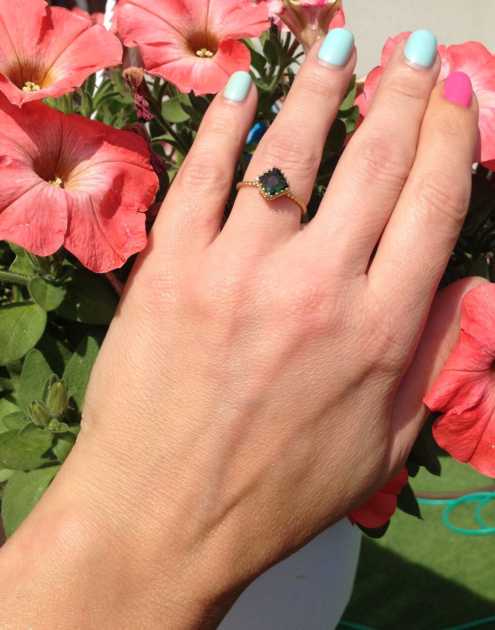 Green Tourmaline Ring - Simple Twist Band Ring with Square Green Tourmaline Stone - H.L.Jewelry