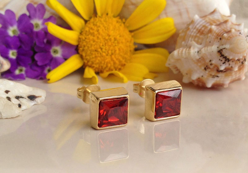 Red Garnet Earrings - January Birthstone Jewelry  - Simple Square Stud Earrings with Red Garnet Gemstones - H.L.Jewelry