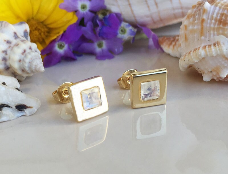 Rainbow Moonstone Earrings - June Birthstone Jewelry - Rainbow Moonstone Simple Square Stud Earrings - H.L.Jewelry