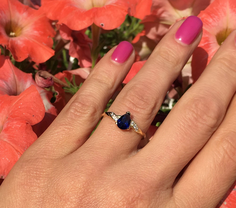 Blue Sapphire Ring - September Birthstone - Tiny Delicate Ring with Pear-Shaped Blue Sapphire Gemstone and Clear Quartz Accents - H.L.Jewelry