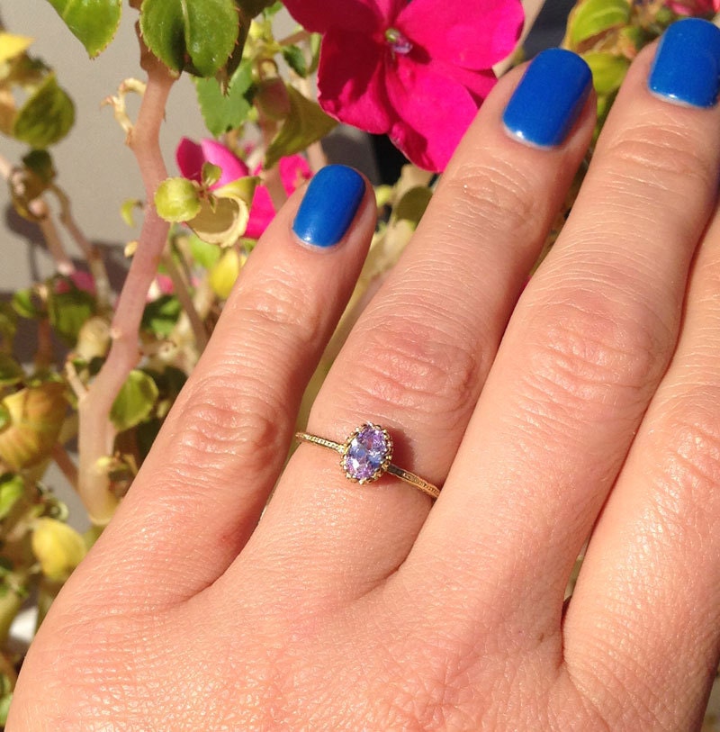 Lavender Amethyst Ring - Delicate Hammered Ring with Oval Lavender Amethyst Gemstone - H.L.Jewelry