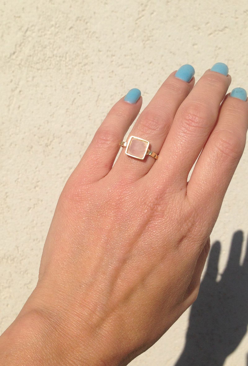 Rose Quartz Ring - October Birthstone  - Square Ring - Simple Ring - Pink Ring - Gold Ring - Hammered Ring - Vintage Style - H.L.Jewelry