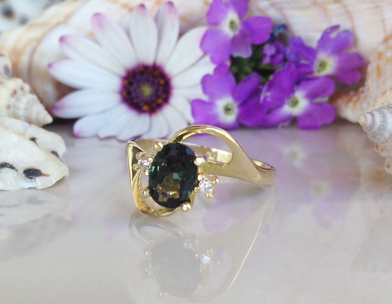 Green Tourmaline Ring - Delicate Ring with Oval Green Tourmaline Gemstone and Clear Quartz Accents - H.L.Jewelry