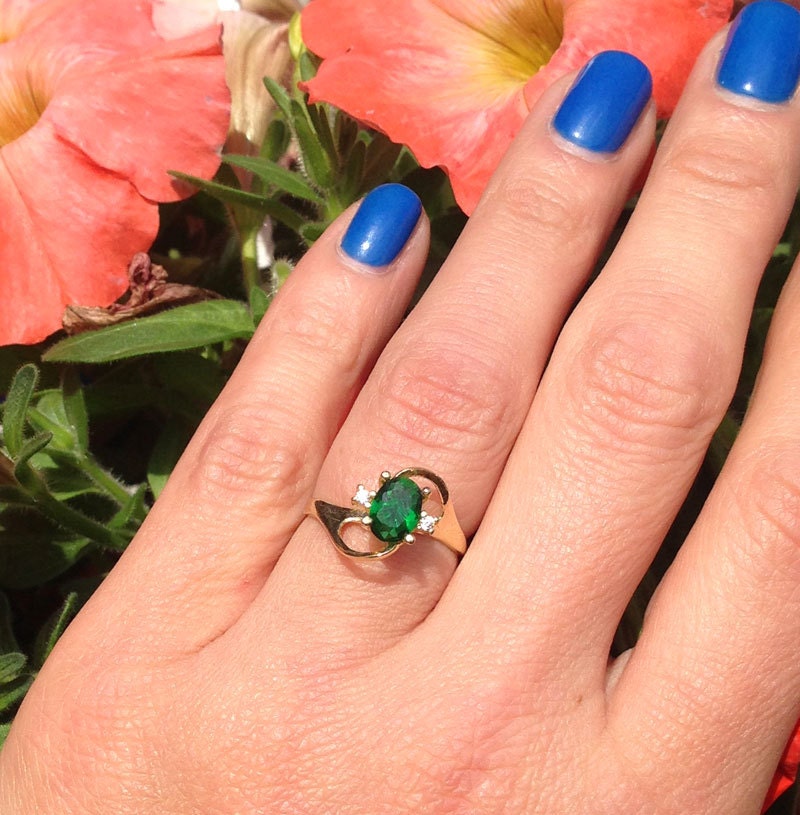 Emerald Ring - May Birthstone Jewelry - Delicate Ring with Oval Emerald Gemstone and Clear Quartz Accents - H.L.Jewelry