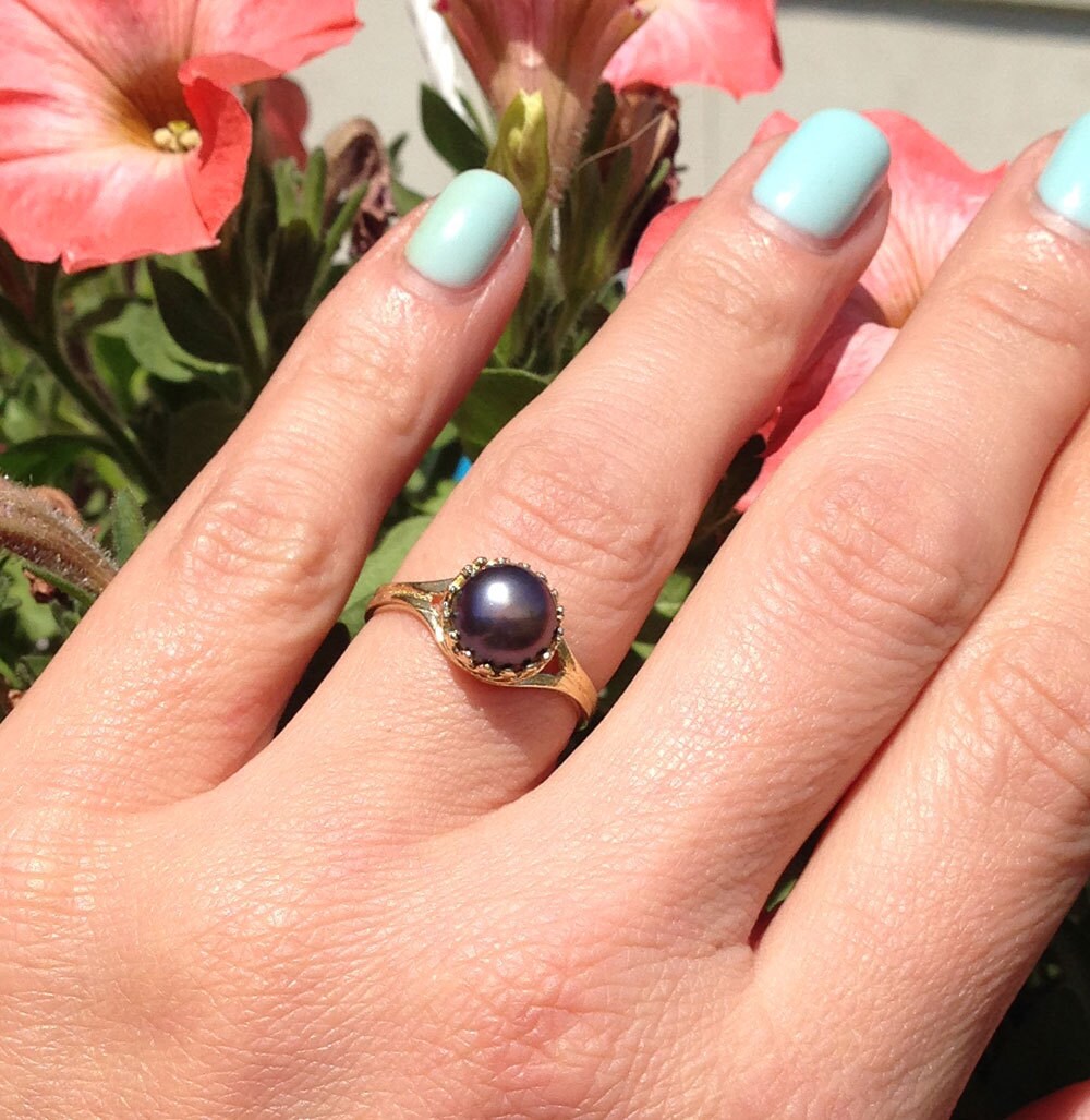 Black Pearl Ring - Simple Round Crown Black Pearl Ring - H.L.Jewelry